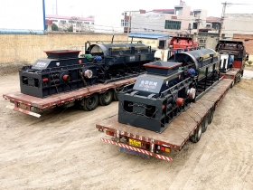 兩台1500x1000大型鵝卵石花季传媒旧版本發貨