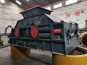 2PG1200x800型對輥花季黄版下载安装發往湖北武漢